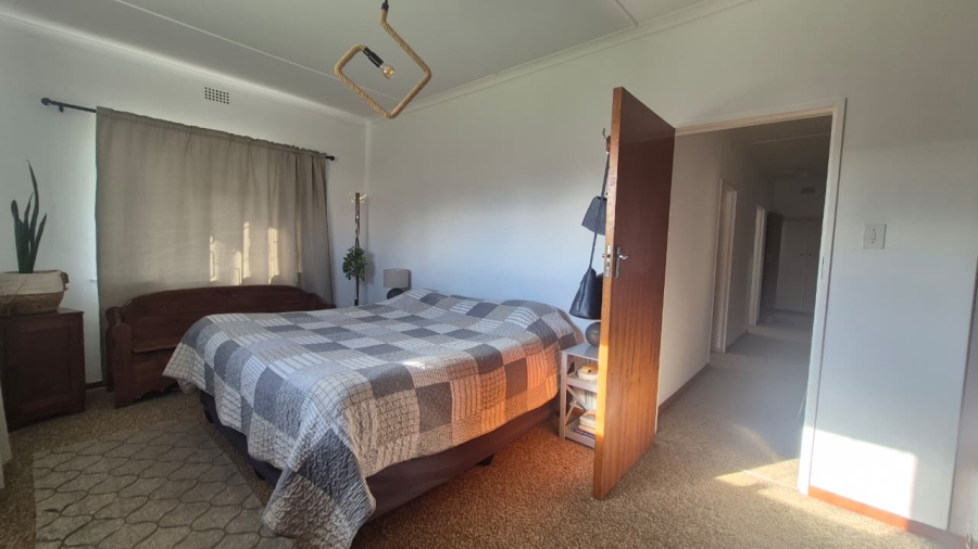 3 Bedroom Property for Sale in Worcester West Western Cape